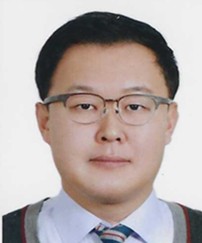 최원식 교수(학과장/전공대표)